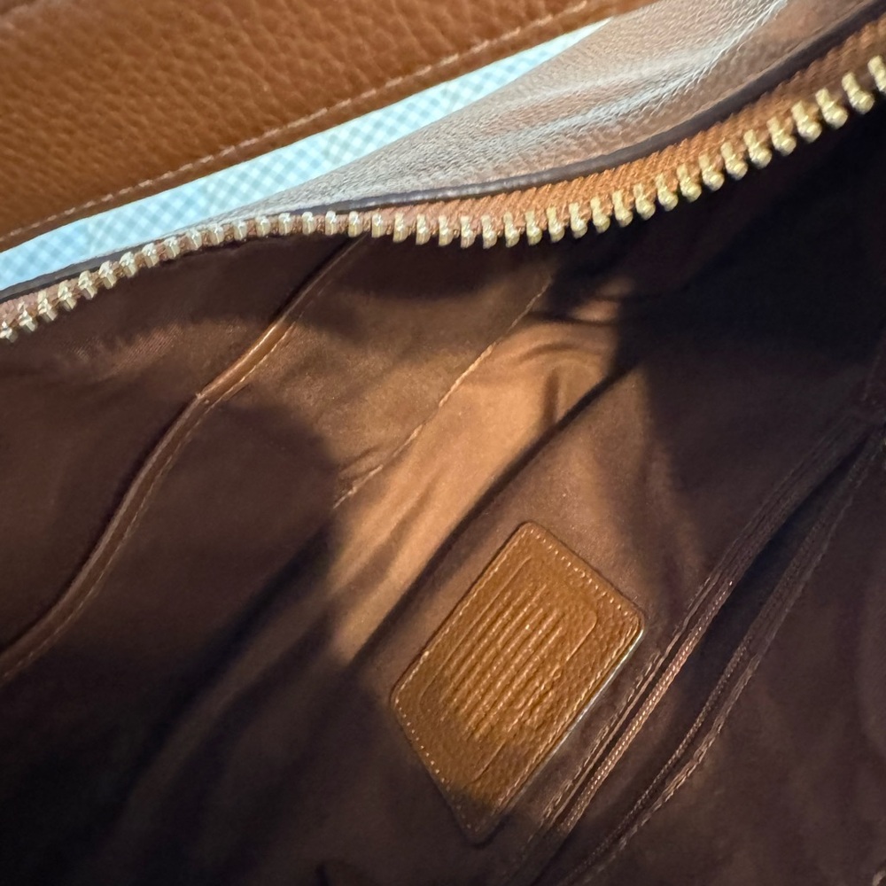 Coach Brown Leather Women's Shoulder Bag - Picture 4 of 4